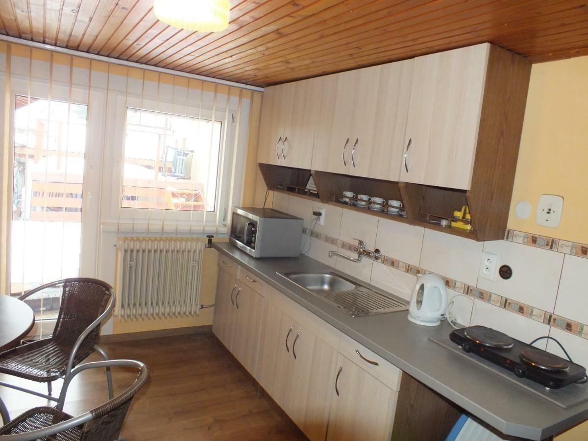 Apartmany Zachar Bešeňová Exteriér fotografie